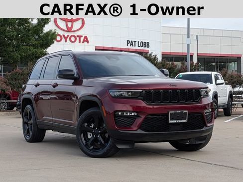 Used 2024 Jeep Grand Cherokee Limited w/ Black Appearance Package AWD/4WD image 2