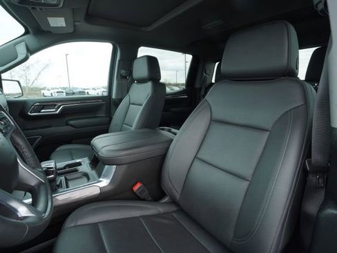 Used 2025 Chevrolet Silverado 1500 LTZ w/ LTZ Premium Package image 37