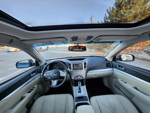 Used 2011 Subaru Legacy 2.5i Premium image 21