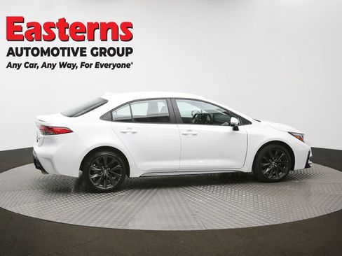 Used 2025 Toyota Corolla SE image 43