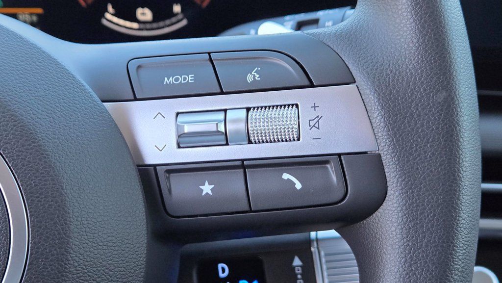 New 2026 Hyundai Tucson SEL FWD image 17