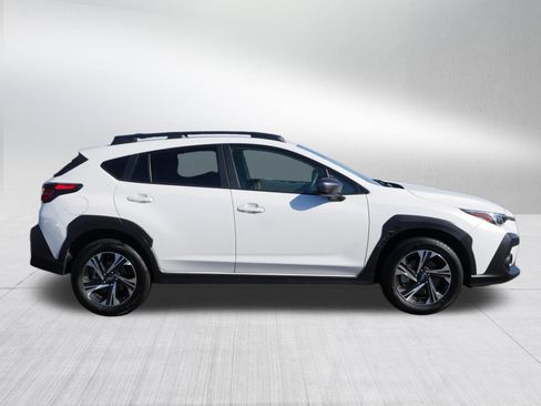 Used 2024 Subaru Crosstrek 2.0i Premium image 8