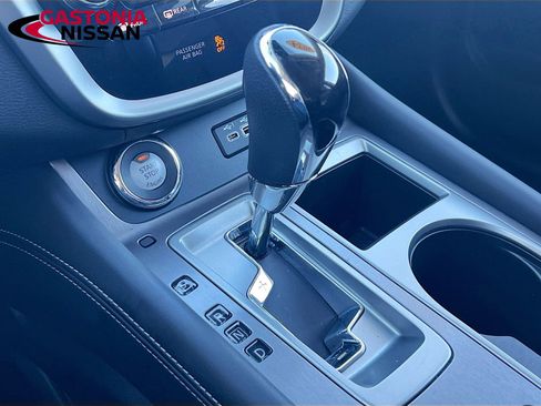 Used 2024 Nissan Murano SV w/ SV Midnight Edition Package image 21