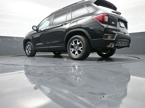 Certified 2022 Honda Passport TrailSport image 32
