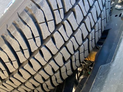 Used 2022 Ford F350 Platinum image 12