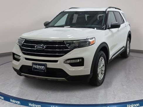 Used 2023 Ford Explorer XLT w/ Equipment Group 202A AWD/4WD image 1
