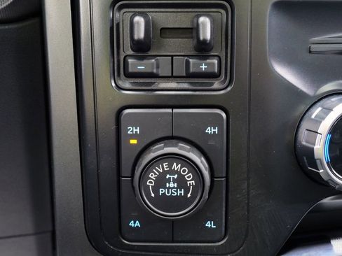 Used 2024 Ford F150 Lariat w/ Equipment Group 502A High AWD/4WD image 29