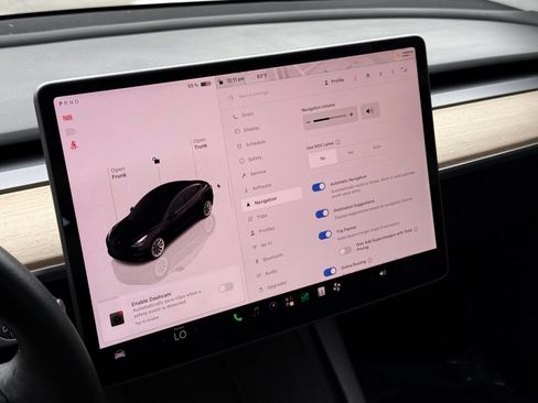 Used 2022 Tesla Model 3 Long Range AWD/4WD image 51