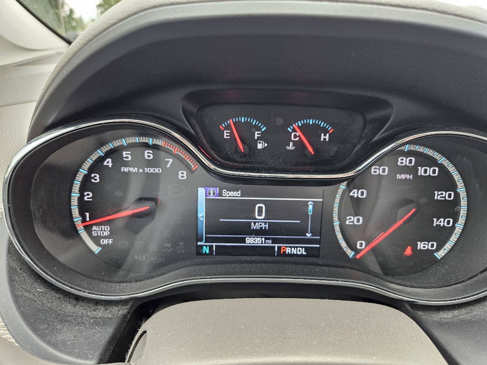Used 2018 Chevrolet Cruze LT w/ Sun And Sound Package FWD image 18