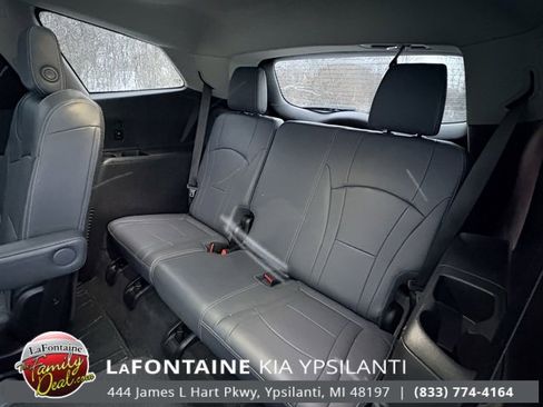 Used 2018 Buick Enclave Essence w/ Trailering Package image 11