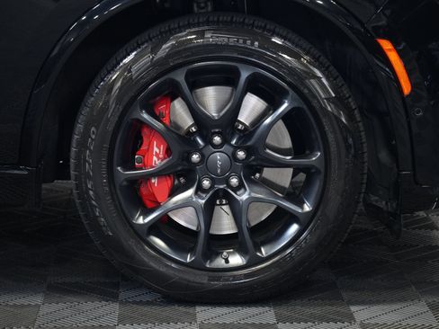 Used 2021 Dodge Durango SRT Hellcat w/ Technology Group AWD/4WD image 55