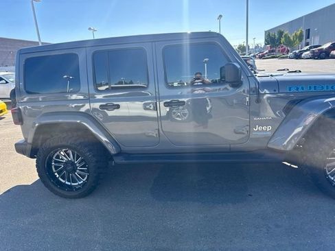 Used 2022 Jeep Wrangler Unlimited Sahara AWD/4WD image 6