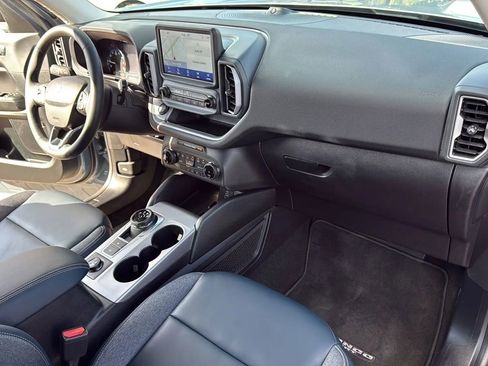 Used 2024 Ford Bronco Sport Outer Banks w/ Tech Package AWD/4WD image 30