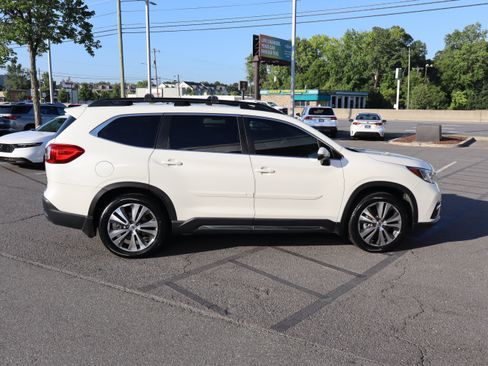 Used 2020 Subaru Ascent Limited w/ Technology Package AWD/4WD image 11