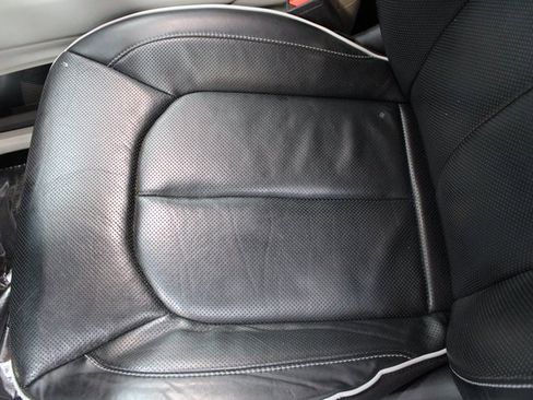 Used 2022 Chrysler Pacifica Limited image 16