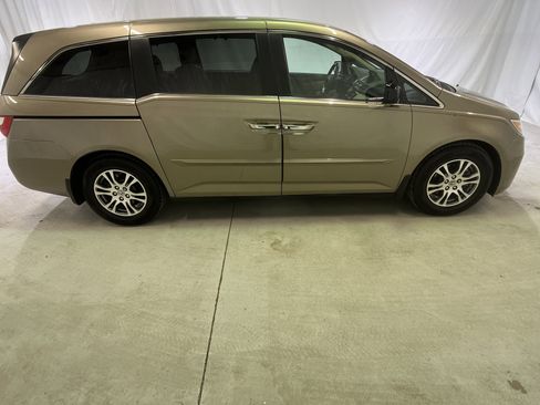 Used 2013 Honda Odyssey EX-L image 12