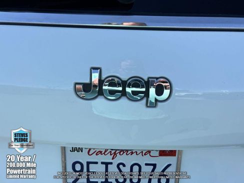 Used 2023 Jeep Grand Cherokee L Limited w/ Luxury Tech Group II RWD image 36
