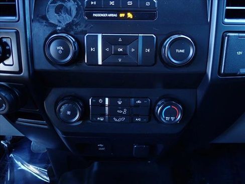 Used 2019 Ford F150 XL w/ Equipment Group 101A Mid AWD/4WD image 15