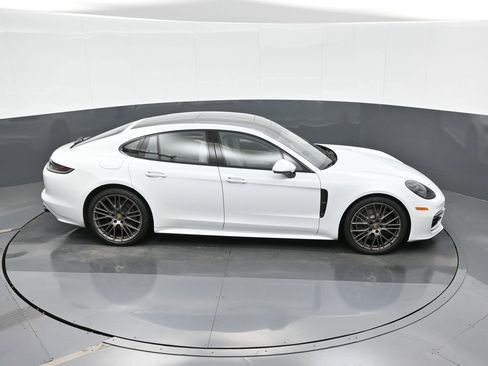 Certified 2023 Porsche Panamera GTS AWD/4WD image 31