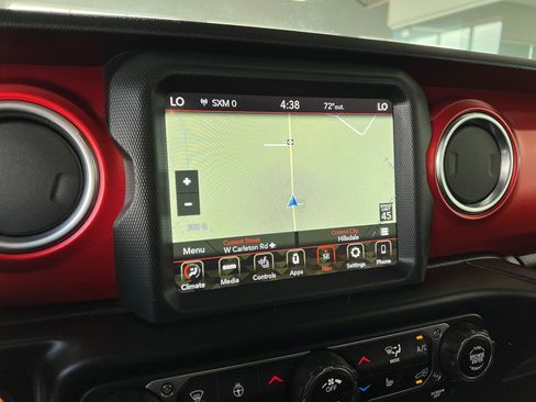 Used 2020 Jeep Wrangler Rubicon w/ Uconnect 4C Nav & Sound Group AWD/4WD image 18