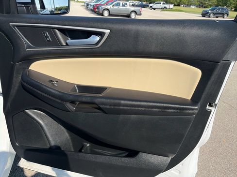 Used 2023 Ford Edge SEL w/ Convenience Package AWD/4WD image 9