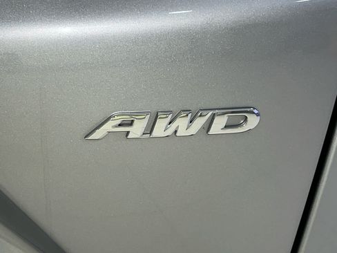 Used 2020 Honda CR-V Touring image 12