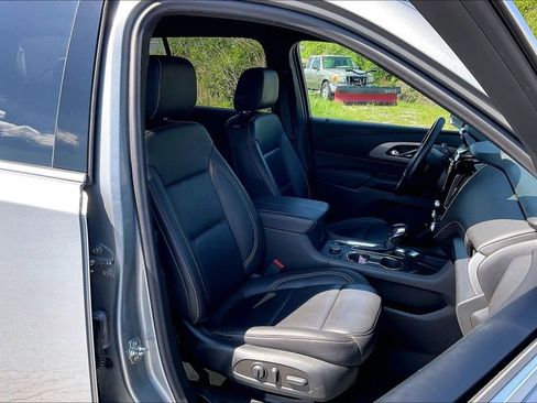 Used 2023 Chevrolet Traverse LT AWD/4WD image 7