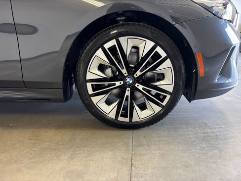 New 2026 BMW 530i image 26