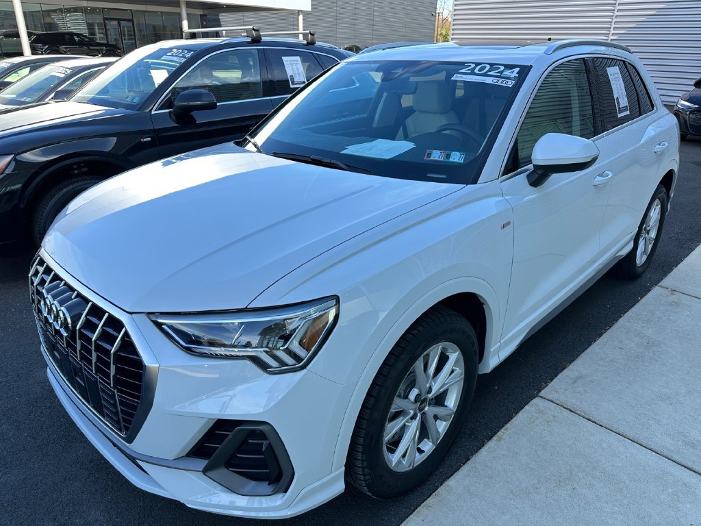 Certified 2024 Audi Q3 2.0T Premium Plus w/ Premium Plus Package AWD/4WD image 33