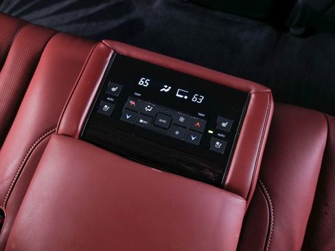 Used 2018 Lexus LX 570 4WD image 26