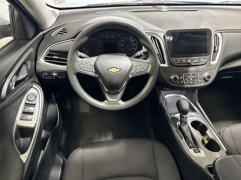 Used 2024 Chevrolet Malibu LT FWD image 14