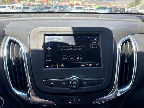 Used 2022 Chevrolet Equinox LT AWD/4WD image 19