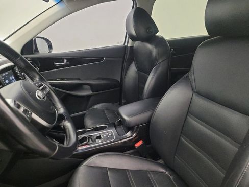 Used 2019 Kia Sorento EX FWD image 17