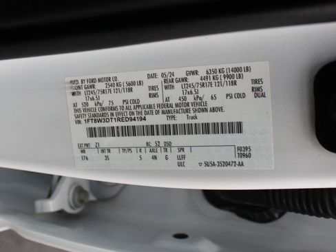 Used 2024 Ford F350 XLT w/ FX4 Off-Road Package image 43