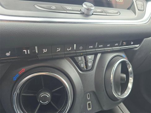 Certified 2024 Chevrolet Blazer LT image 27