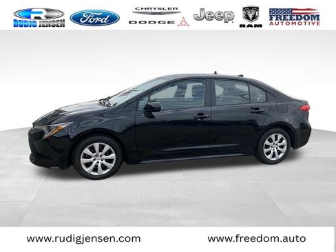 Used 2025 Toyota Corolla LE image 10