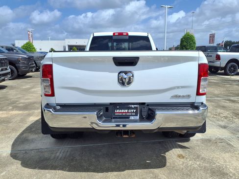 Used 2024 RAM 3500 Tradesman w/ Chrome Appearance Group AWD/4WD image 6