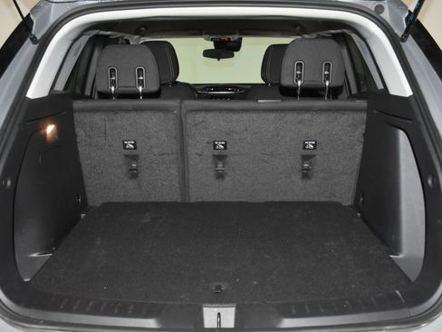 Used 2023 Chevrolet TrailBlazer LT FWD image 28