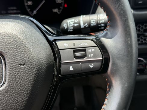 Used 2025 Honda HR-V Sport image 18