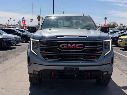 Used 2023 GMC Sierra 1500 AT4 image 9