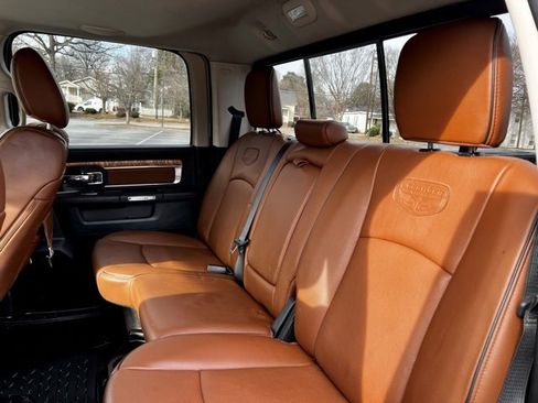 Used 2016 RAM 1500 Laramie Longhorn w/ Convenience Group image 18