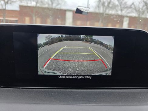 Used 2022 MAZDA MAZDA3 s image 18