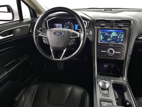 Used 2020 Ford Fusion Titanium FWD image 16
