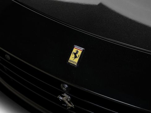 Used 2015 Ferrari California T RWD image 6