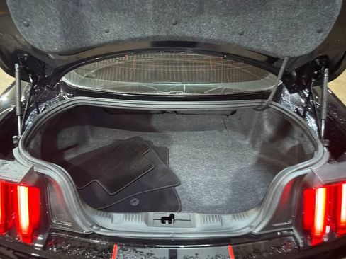 Used 2017 Ford Mustang Shelby GT350 w/ Electronics Package RWD image 42