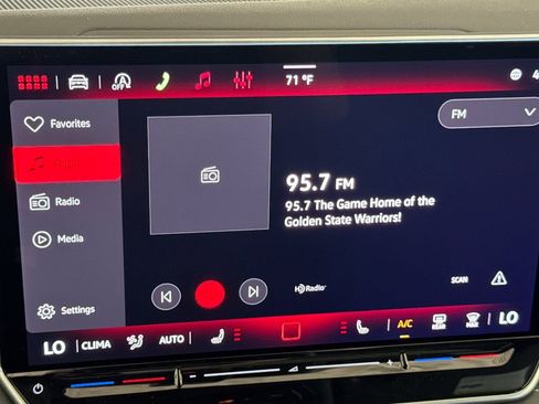 New 2026 Volkswagen Tiguan SE R-Line image 18