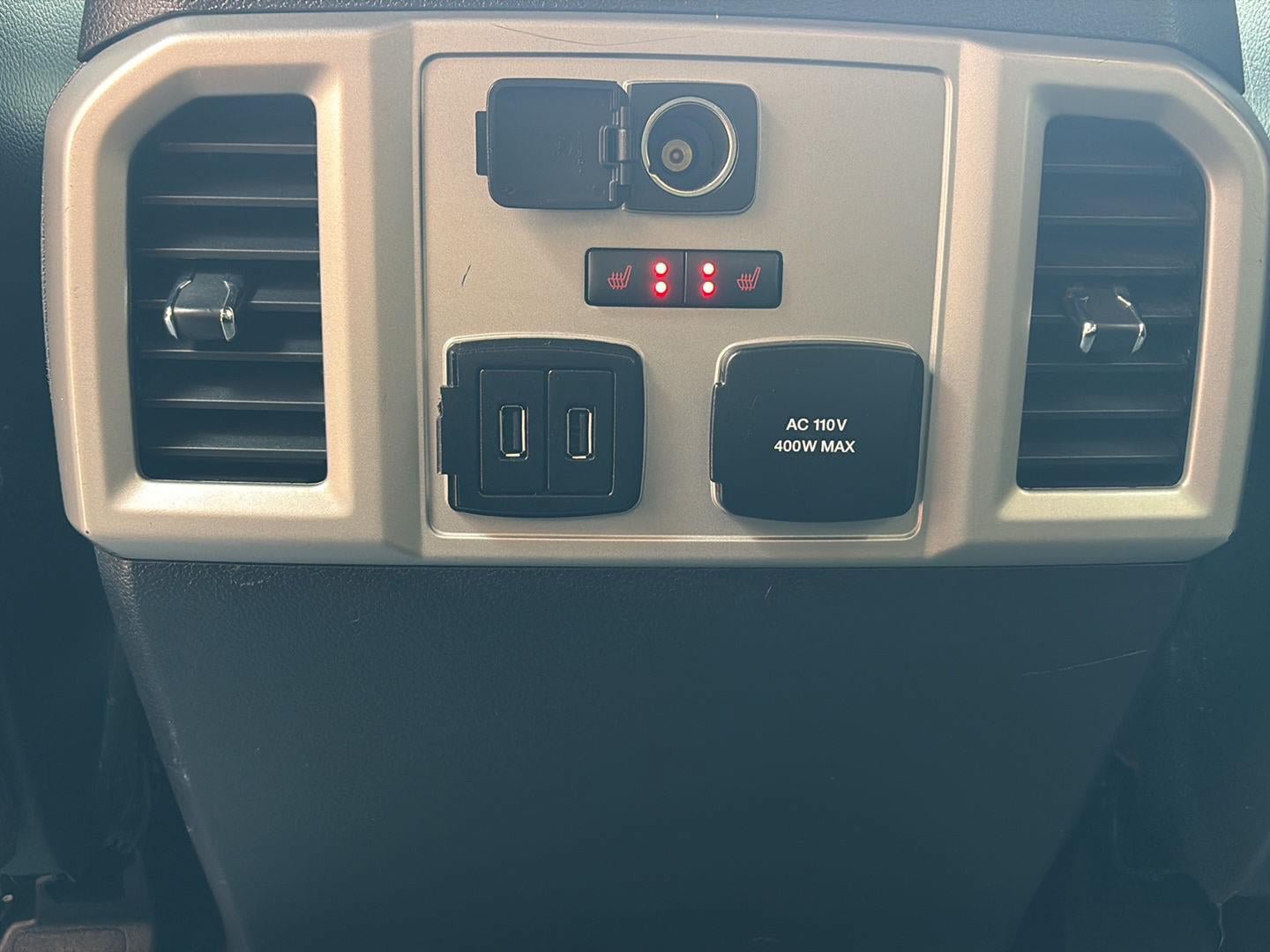 Used 2018 Ford F150 Lariat w/ Equipment Group 502A Luxury AWD/4WD image 7
