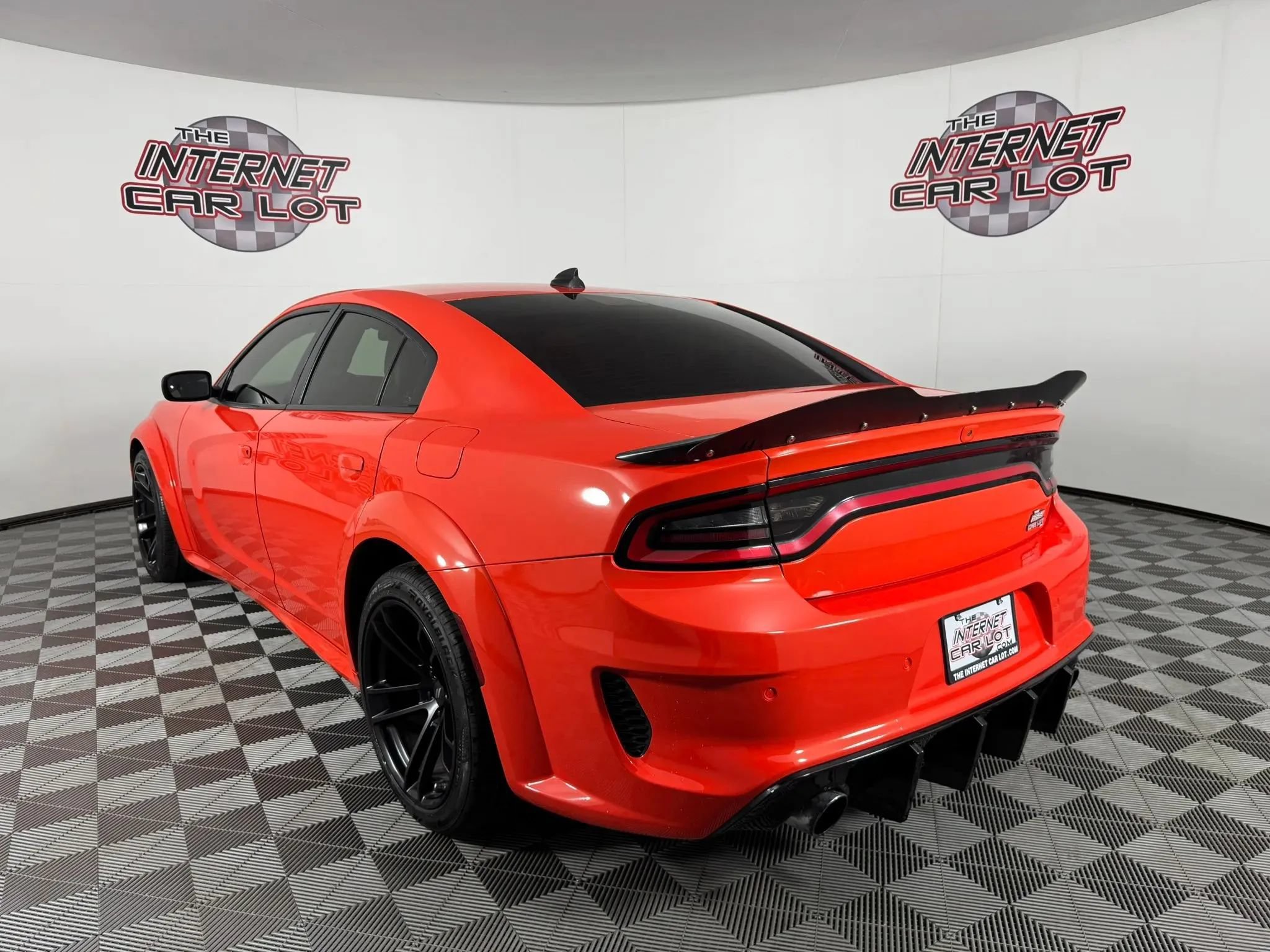 Used 2020 Dodge Charger Scat Pack RWD image 5