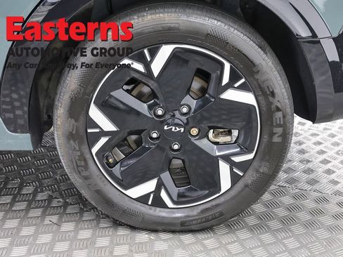 Used 2023 Kia Niro Wind w/ Wind Preserve Package FWD image 32