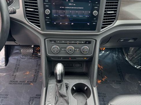 Used 2020 Volkswagen Atlas SE w/ Panoramic Sunroof Package FWD image 34
